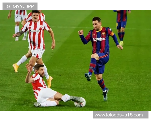 国王杯精彩对决里昂强势击败那不勒斯晋级四强