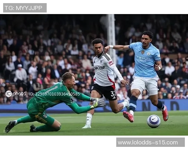 英超经典对决曼城与皇马战平点球大战引发全场狂欢与十大精彩进球回顾