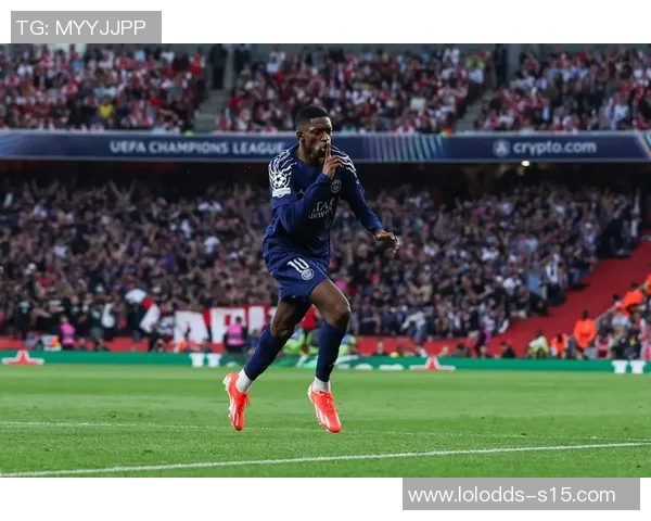 德甲惊现冷门巴黎圣日耳曼逆转国米上演经典大战