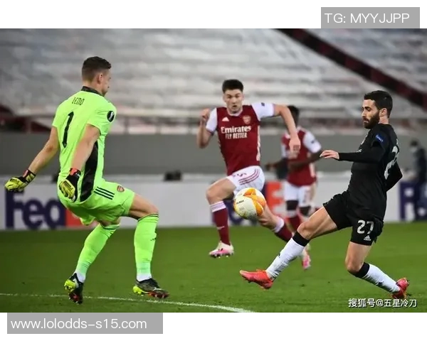 本菲卡3-0曼联晋级世界杯点球大战引发全场狂欢与转会热议